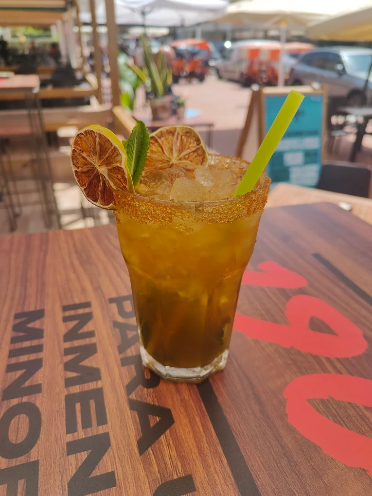 Aperol Spritz, noche italiana y cero drama